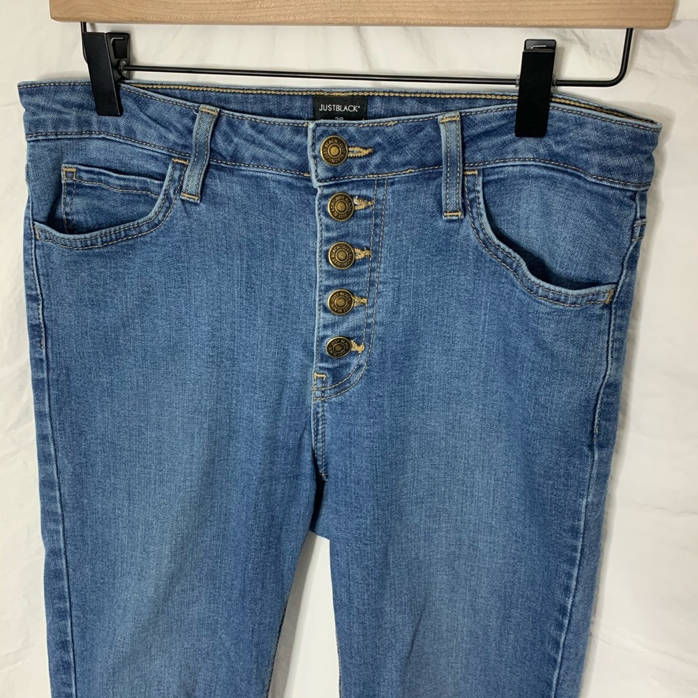 5 Button Light Wash
